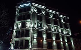 Alice Place Hotel